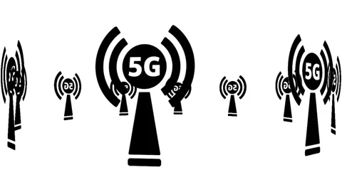 5G Wireless Network Tower Icon Animation Vídeo Stock 335884857
