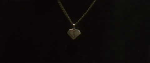 5k Broken Heart Chain 動画素材 162643480