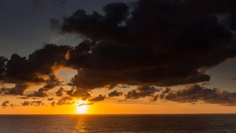 5k time lapse of sunset over the Atlantic ocean from Widemouth bay, Cornwall Stock Footage 115963865