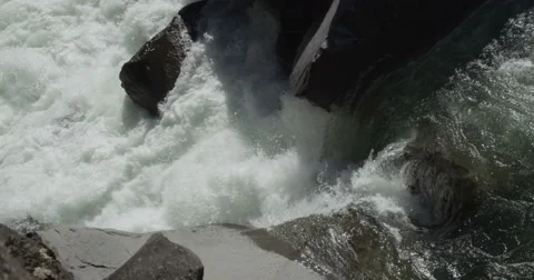 60fps slow motion rapid river white water close up Red Dragon Camera 스톡 동영상 60061163