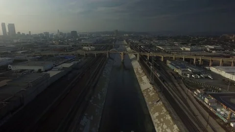 6th Street Bridge 3 Video stock 81379964