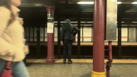 72 street platform train leaving subway station interior carriage view NYC 스톡 동영상 108197678