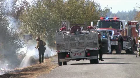 720p Controlled Burn 43 Stock-Footage 12386334