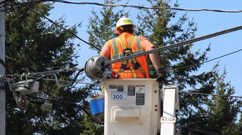 720p Electric Crew Working on Power Lines 3 Stock-Footage 39911898