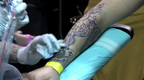 720p Tattoo 8 Stock-Footage 23030003