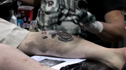 720p Tattoo Stock-Footage 23030270