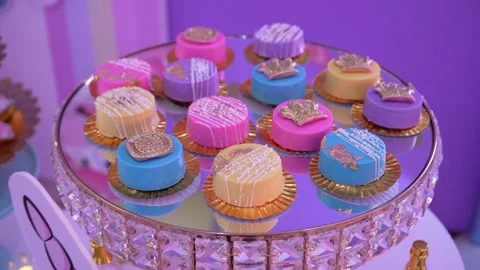 742443 Sweet Table Macaroons 库存影片 306761986