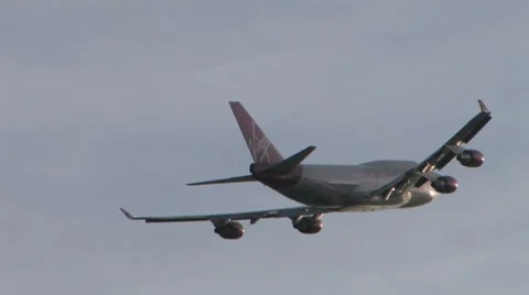 747 taking off Video stock 8643721