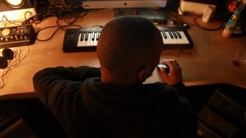 792 Stock-Footage 107620800