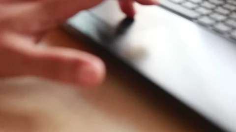 8.2 Stock Footage 90879509