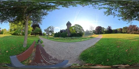 8K 360° VR Video – German Castle View from Park Bench with Birdsong Video stock 314331462