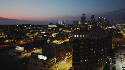 8K Superb Quality, Aerial View Shot of Kansas City, Missouri, night, evening Vídeos de archivo 322797733