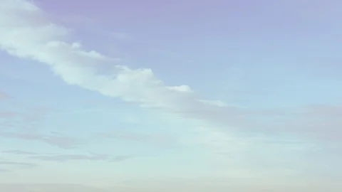 8K time lapse of high sky with moving soft clouds and effect of pastel tones Stock-Footage 122173884