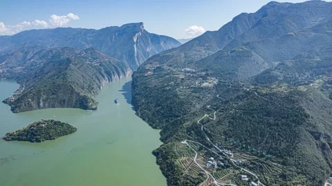 8K Time-lapse of natural shipping scenery at the top of magnificent Three Gorges Stock Footage 339990351