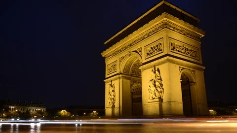 8K Time Lapse of Paris Skyline and Triumphal Arch and Cars Traffic Dusk to Night Stock Footage 105290774