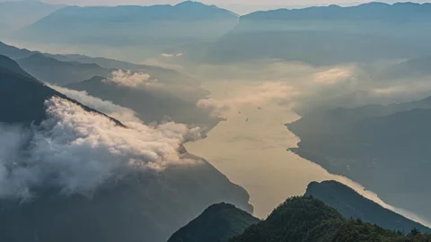 8K Time-lapse of splendid magnificent landscape of Yangtze River Three Gorges Stock Footage 339990498