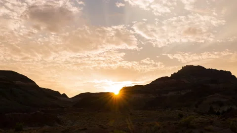 8K Time lapse of sunset over sandstone formation at Paria Historic Site in Utah 스톡 동영상 142532307