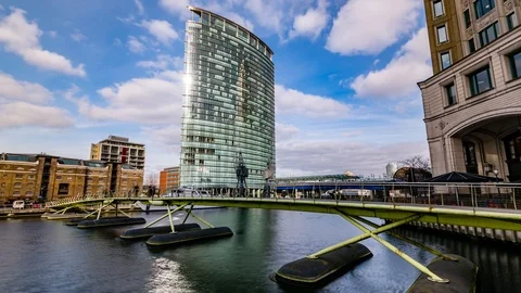 8k Time lapse view of the financial district of the Docklands in London Stock Footage 87697330