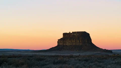 8K Timelapse of sunrise at butte in Chaco Canyon in New Mexico, USA Stock Footage 333603406