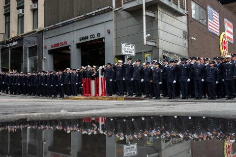 9/11 faces of mourning over 25 years, New York, USA - 11 Sep 2023 Fotos Stock