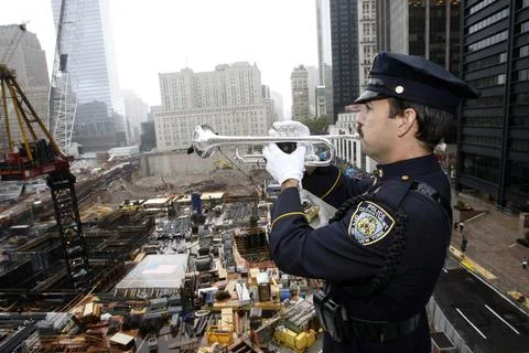 9/11 faces of mourning over 25 years, New York, USA - 11 Sep 2009 Stock Photos