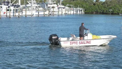 9863SPYCPasingBYSTPeteFL Stock Footage 324630121