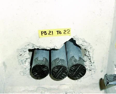 A841346 SAFEGUARD PULL BOX CABLE ROUTING JEFF EVERETT (Project Engineer) N... Stock Photos