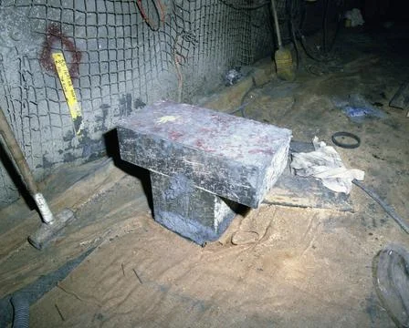 A910150 U12P DISTANT ZENITH TEST CELL STANDS MIKE BURKE (Project Engineer)... Stock Photos