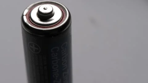 AA Battery - Macro Tilt Up Vídeos de archivo 148505420