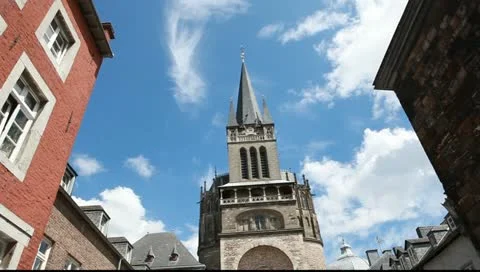 Aachen Cathedral in Germany Vídeo Stock 11359168