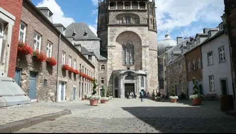 Aachen Cathedral in Germany Vídeo Stock 11359169