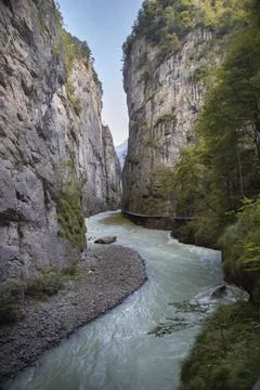 Aare gorge river flowing through narrow canyon Foto stock