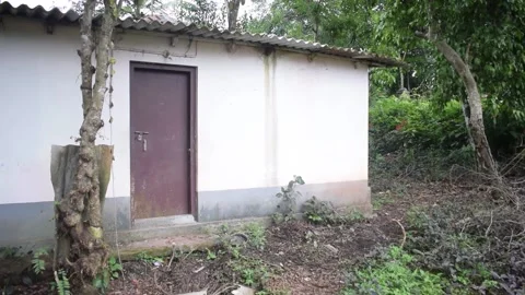 An abandon house Video stock 201807683