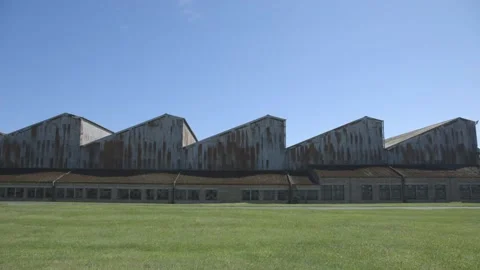 An abandoned angular building Vídeos de archivo 159475405