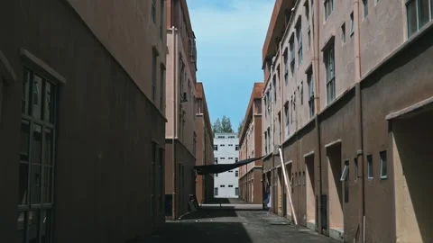 Abandoned buildings in Malacca Strait Gateway alleyway, Melaka Vídeos de archivo 334229891