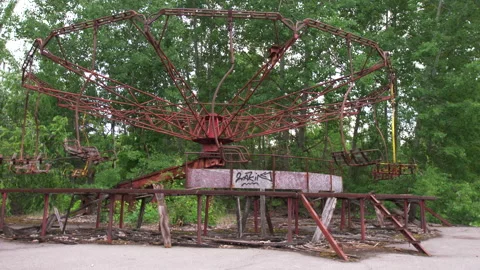 Abandoned carousel in the city of Pripyat Stock Footage 153238596