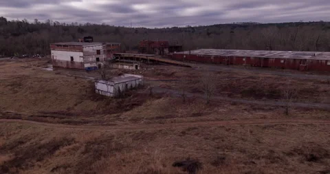 Abandoned Cliffside Mill - Flyover 스톡 동영상 278254619