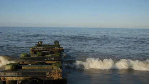 Abandoned Dock on the Beach Afternoon 動画素材 103494049