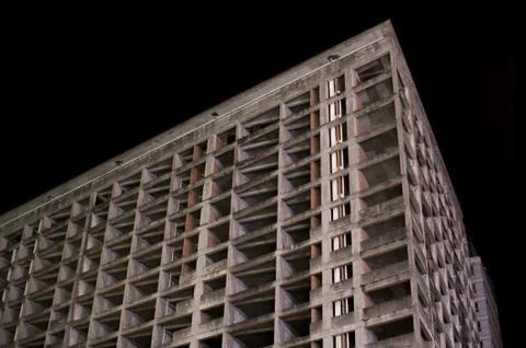 Abandoned Empty Building Corner Stockfoto's