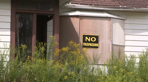 Abandoned forclosed house Stock Footage 66234726