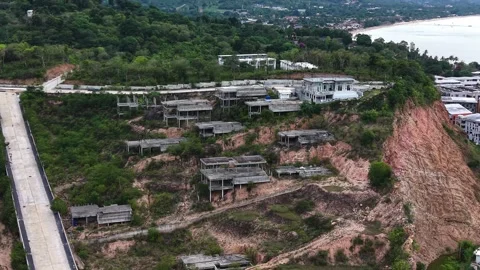 Abandoned Hillside Villa Construction Site on Tropical Island Aerial Drone View Vidéo 336429381