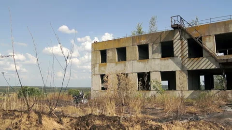 Abandoned house 2 Video stock 42127542