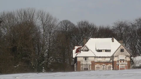 Abandoned house after snowfall Stock Footage 89792181