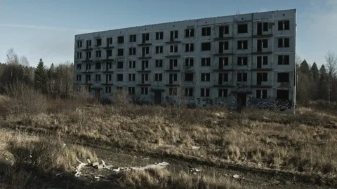 Abandoned house. Apocalypse. Stock-Footage 97906160