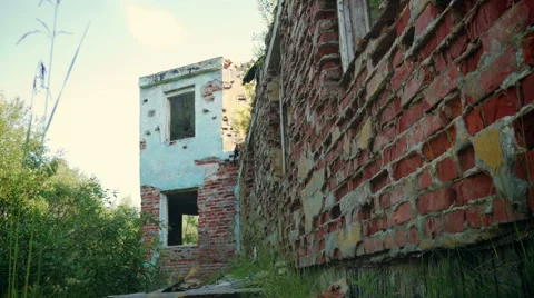 Abandoned house Stock Footage 65701379