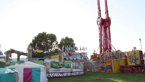 An abandoned looking fair Stock Footage 154569956