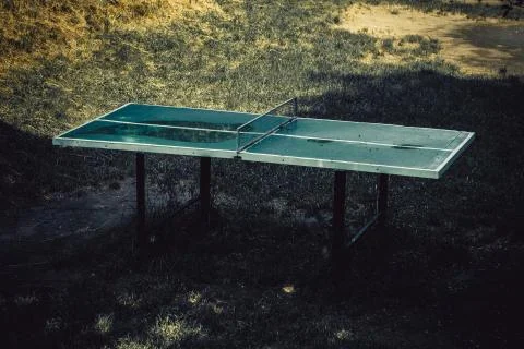 Abandoned ping pong table Stock Photos