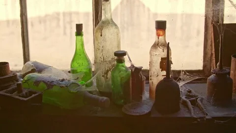Abandoned place workshop. Detail view 2 from a dusty window. Stock-Footage 81061920