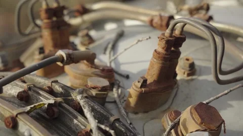 Abandoned rusty radioactive equipment of the soviet union. Vidéo 183270153
