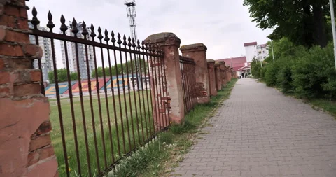 Abandoned Stadium: Exploring the Crumbling Red Brick Fence of the Past Видео 242805607